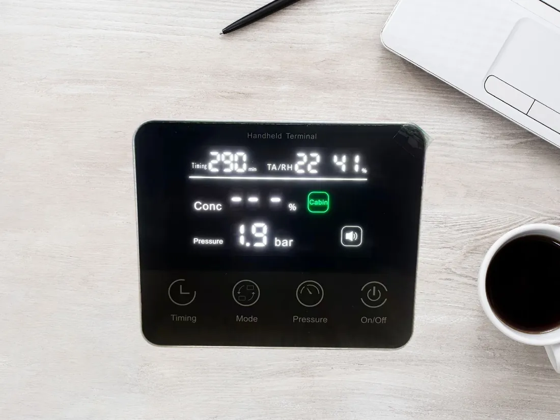 Handheld Wireless Controller — Oxygen Times HBOT chamber